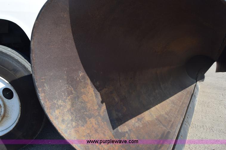 image for item J7235 1995 Ford L9000 dump truck