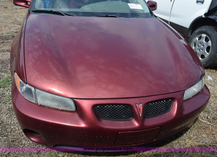 image for item J7778 2003 Pontiac Grand Prix GT