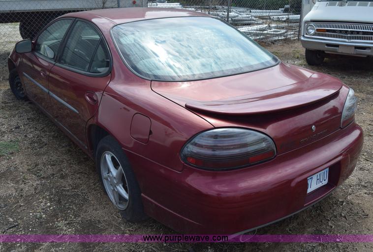 image for item J7778 2003 Pontiac Grand Prix GT
