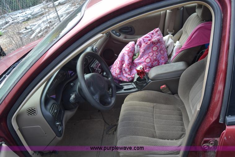 image for item J7778 2003 Pontiac Grand Prix GT