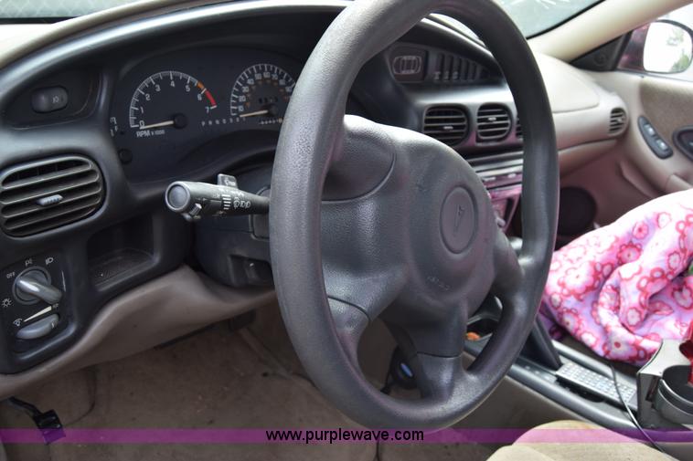 image for item J7778 2003 Pontiac Grand Prix GT
