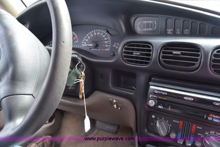 image for item J7778 2003 Pontiac Grand Prix GT