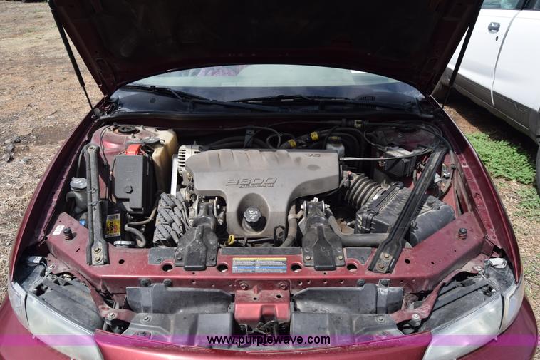 image for item J7778 2003 Pontiac Grand Prix GT