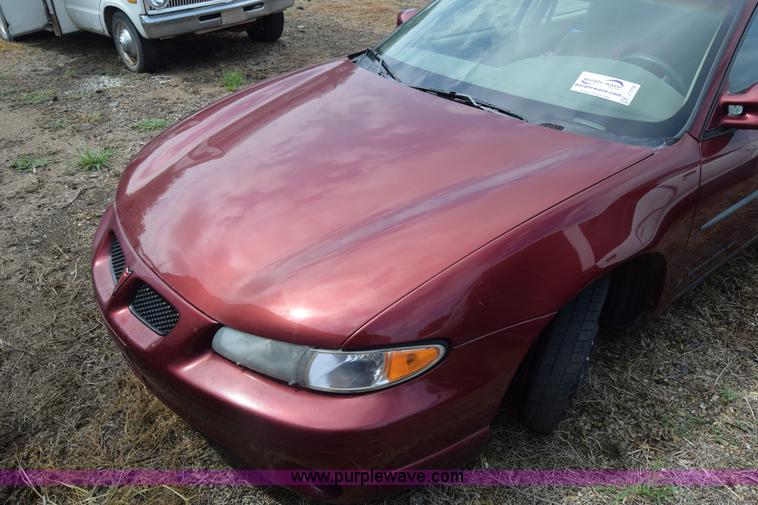 image for item J7778 2003 Pontiac Grand Prix GT