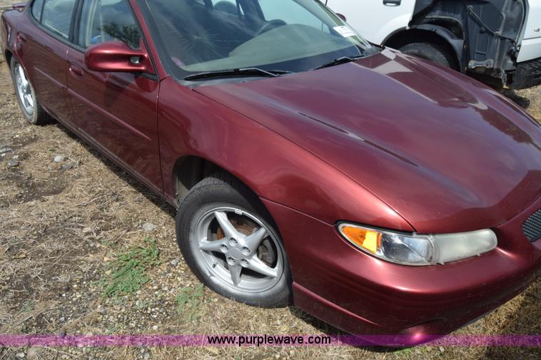 image for item J7778 2003 Pontiac Grand Prix GT