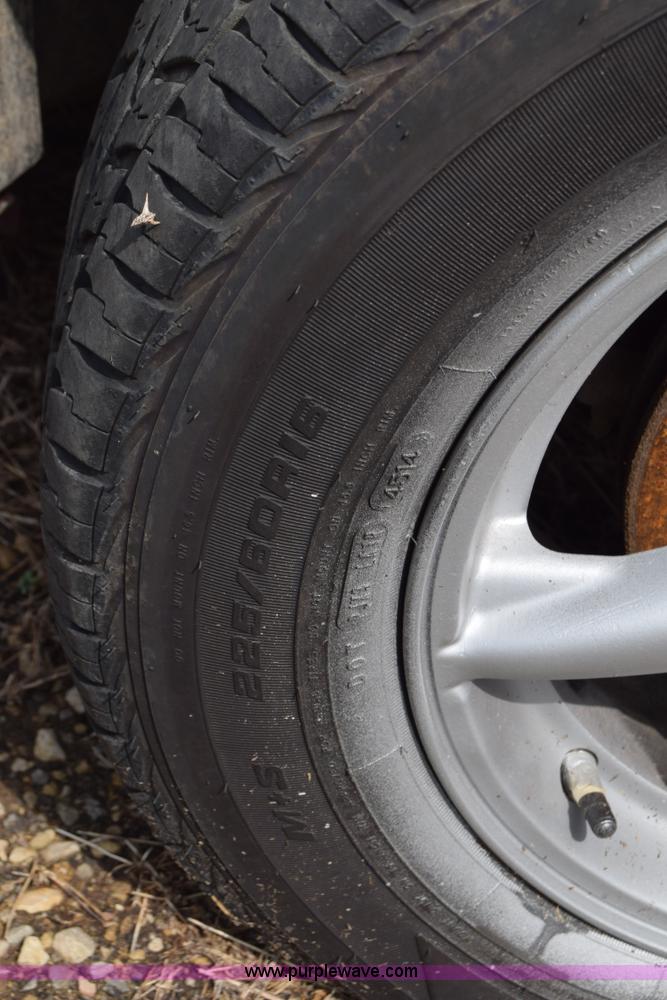 image for item J7778 2003 Pontiac Grand Prix GT