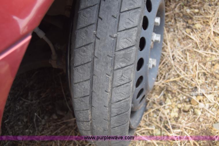 image for item J7778 2003 Pontiac Grand Prix GT