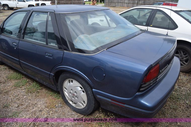 image for item J7781 1995 Oldsmobile Cutlass Supreme S