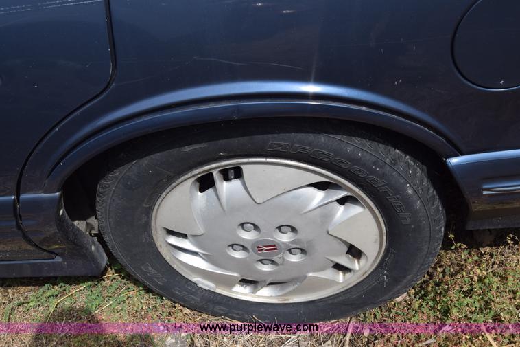 image for item J7781 1995 Oldsmobile Cutlass Supreme S