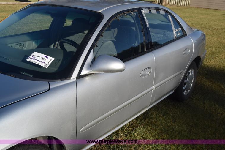 image for item J8003 2003 Buick Century Custom
