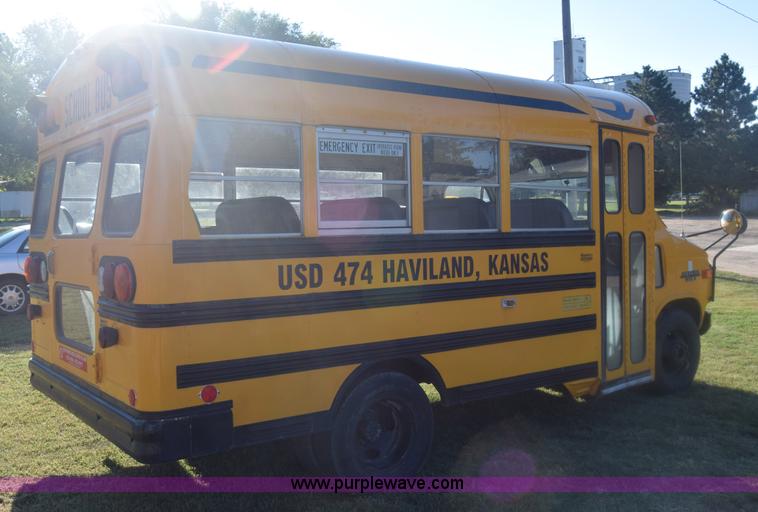 image for item J8004 1991 Chevrolet G30 school bus