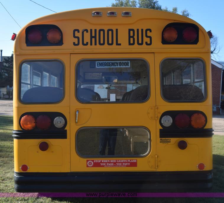 image for item J8004 1991 Chevrolet G30 school bus