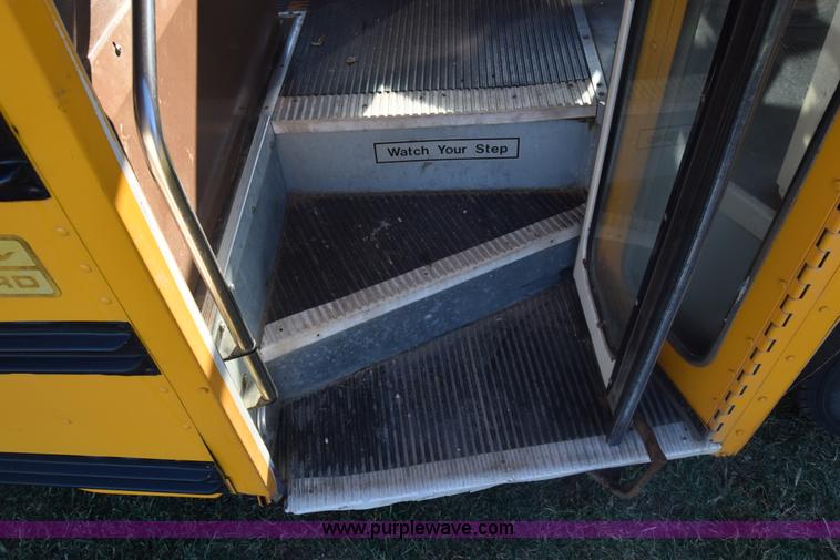 image for item J8004 1991 Chevrolet G30 school bus