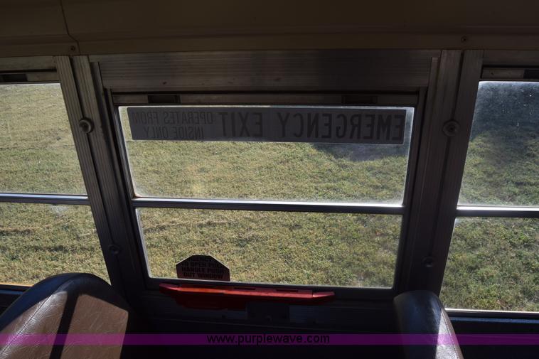 image for item J8004 1991 Chevrolet G30 school bus