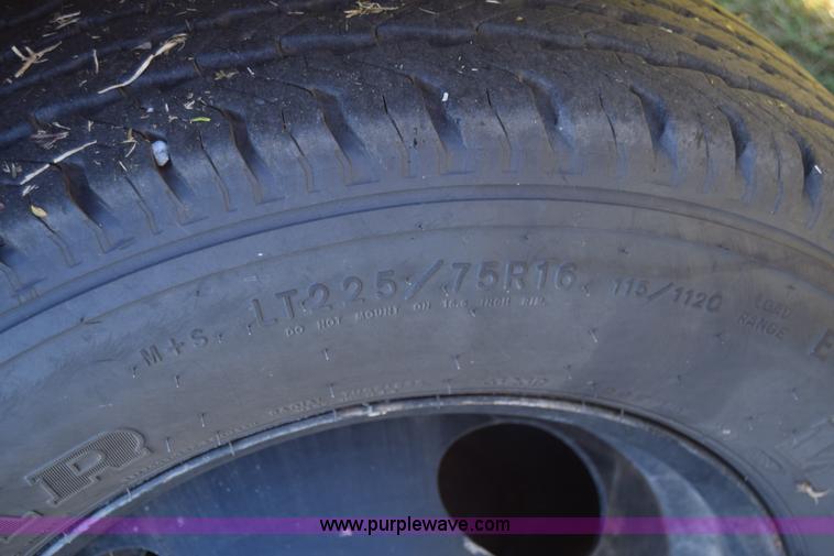 image for item J8004 1991 Chevrolet G30 school bus