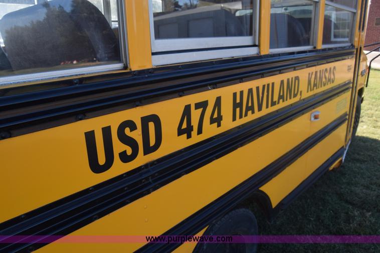 image for item J8004 1991 Chevrolet G30 school bus