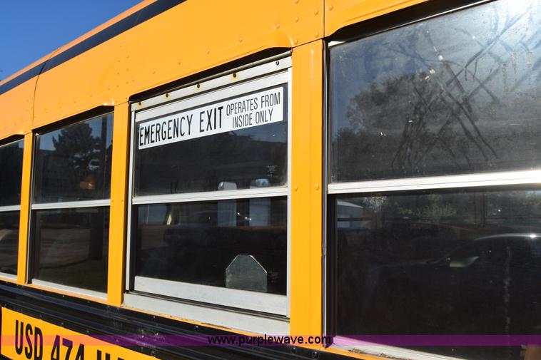 image for item J8004 1991 Chevrolet G30 school bus