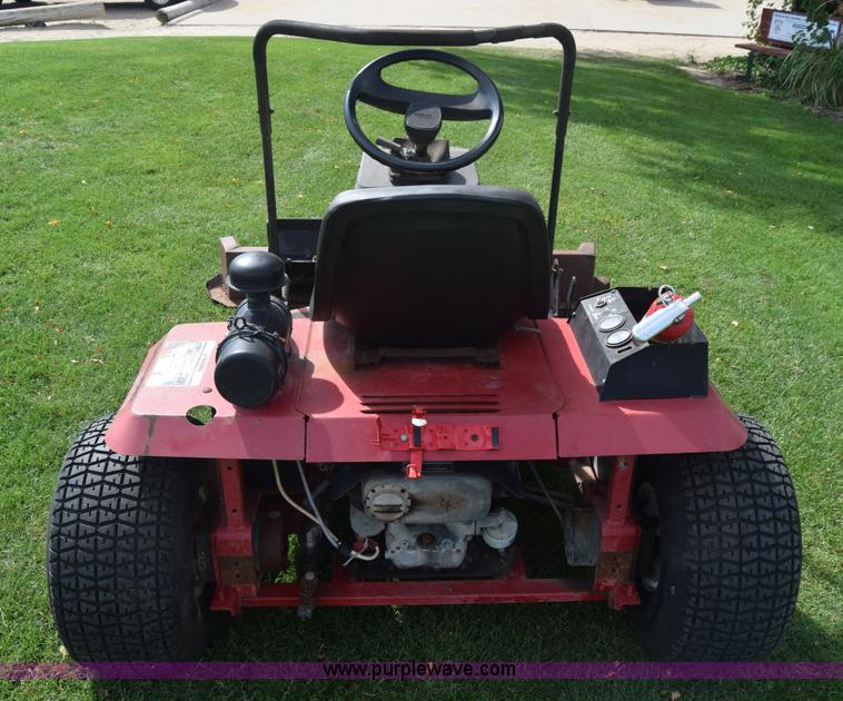 image for item J8051 Toro Sand Pro 5000 bunker rake