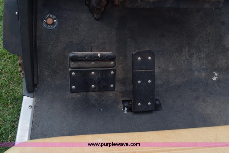 image for item J8053 Ez-go golf cart