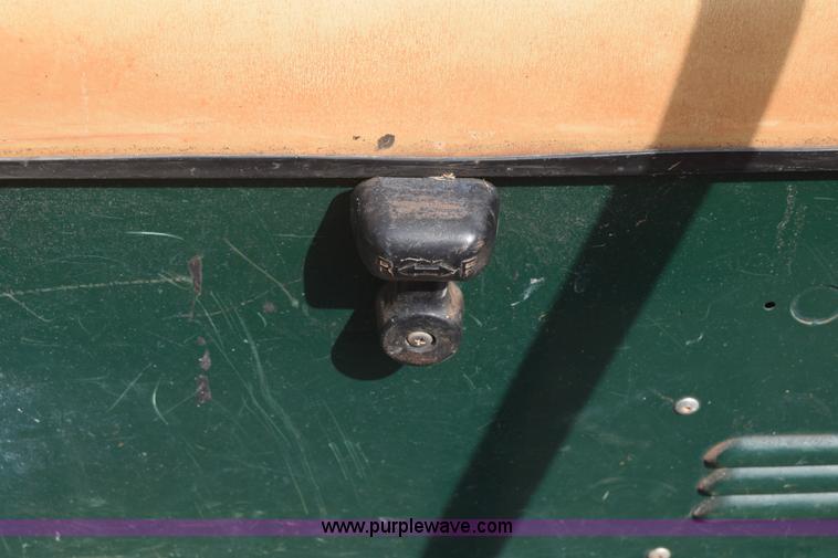 image for item J8053 Ez-go golf cart