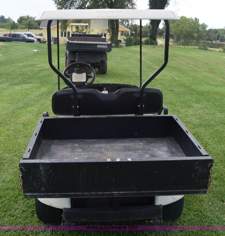 image for item J8054 Ez-go H302 golf cart