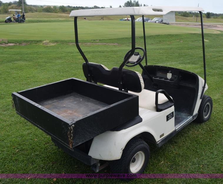 image for item J8054 Ez-go H302 golf cart