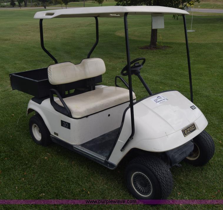 image for item J8054 Ez-go H302 golf cart