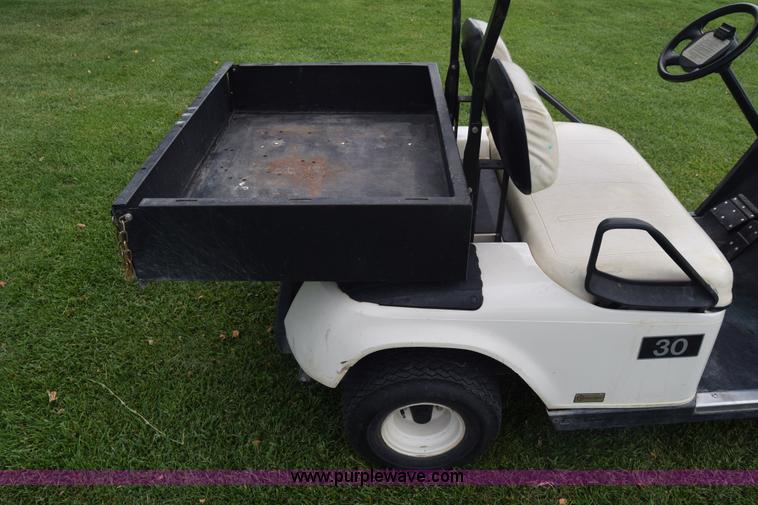 image for item J8054 Ez-go H302 golf cart