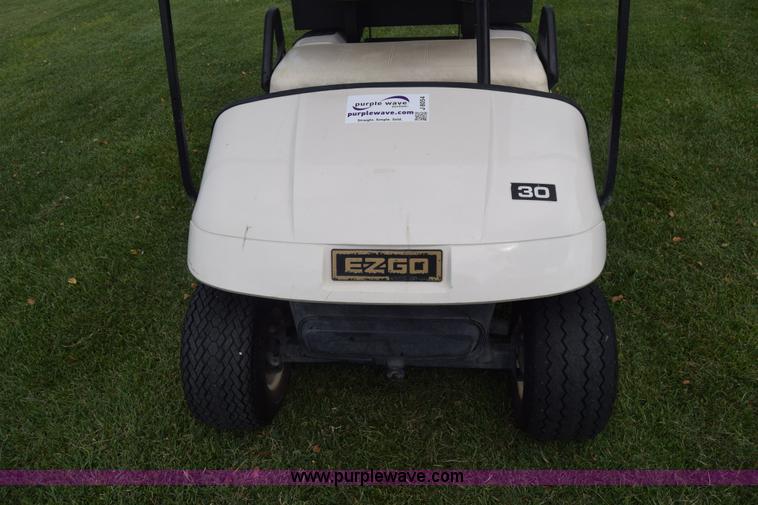 image for item J8054 Ez-go H302 golf cart