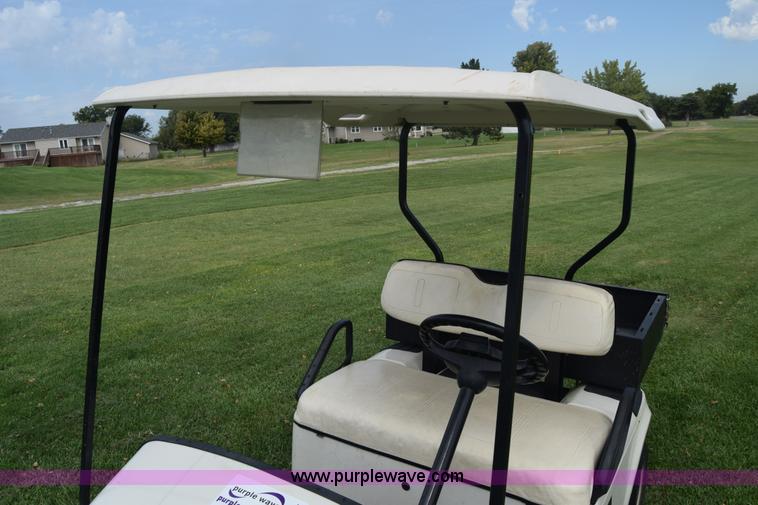 image for item J8054 Ez-go H302 golf cart