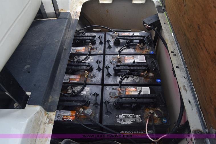 image for item J8054 Ez-go H302 golf cart