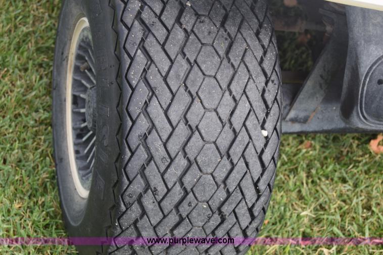 image for item J8054 Ez-go H302 golf cart