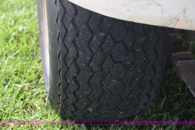 image for item J8054 Ez-go H302 golf cart