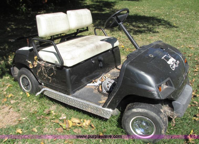 image for item J8711 Yamaha golf cart