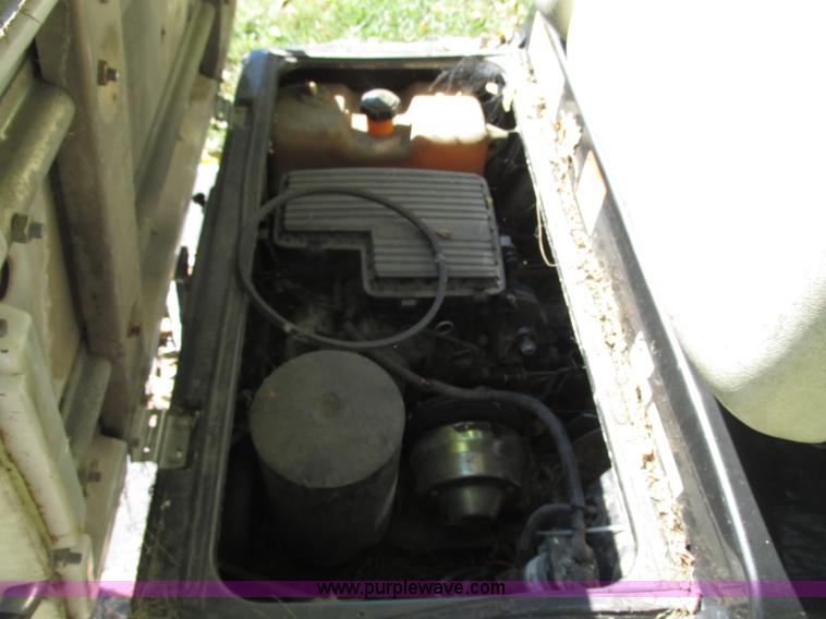 image for item J8711 Yamaha golf cart