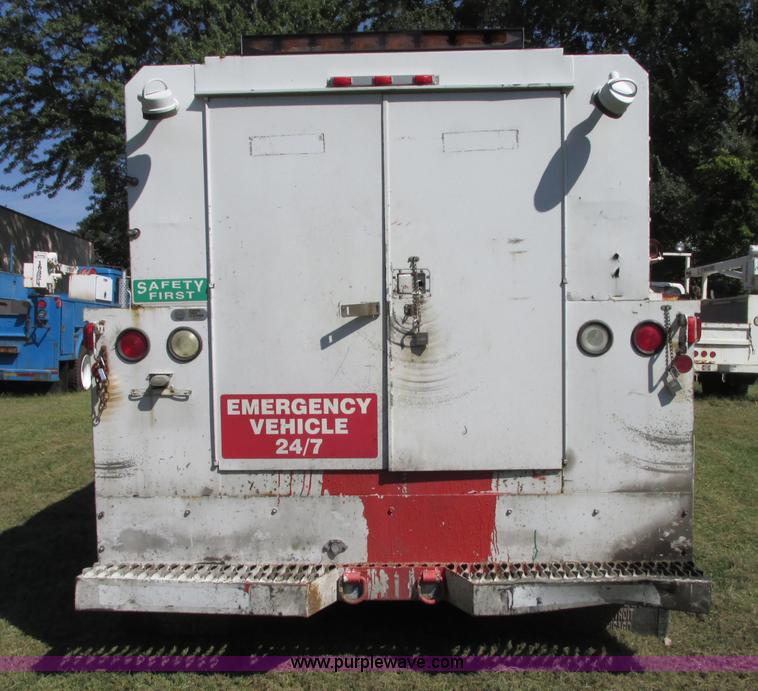 image for item J8713 2000 Ford F350 Super Duty service truck