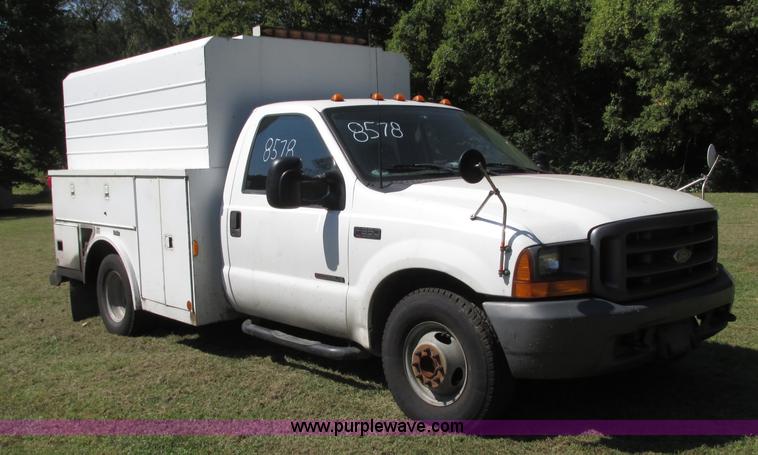 image for item J8713 2000 Ford F350 Super Duty service truck