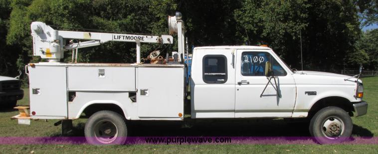 image for item J8714 1997 Ford F350 XL service truck
