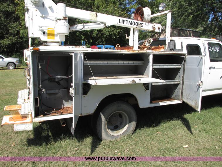 image for item J8714 1997 Ford F350 XL service truck