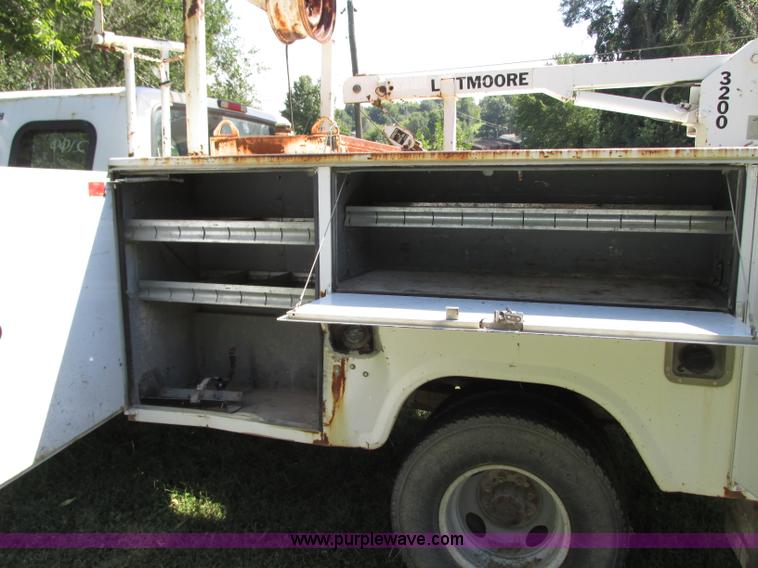 image for item J8714 1997 Ford F350 XL service truck