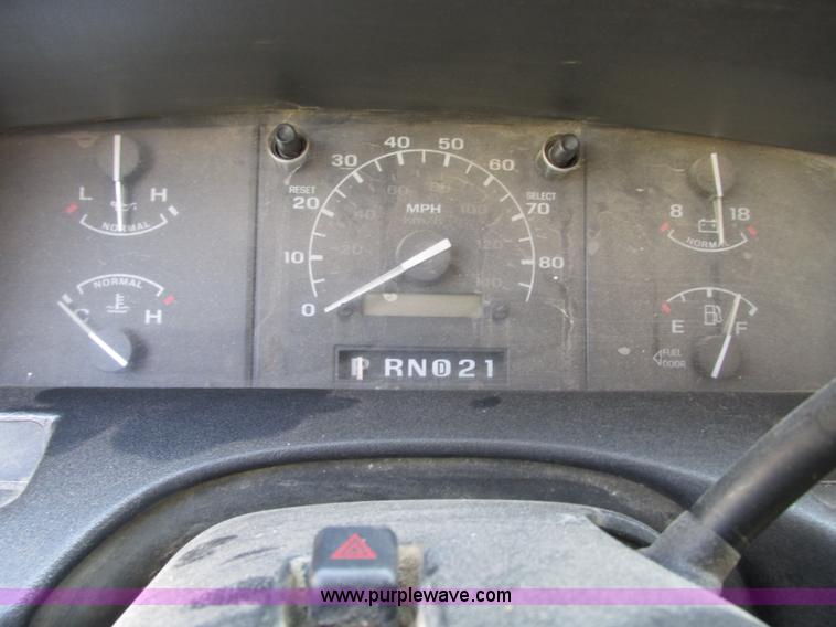 image for item J8714 1997 Ford F350 XL service truck