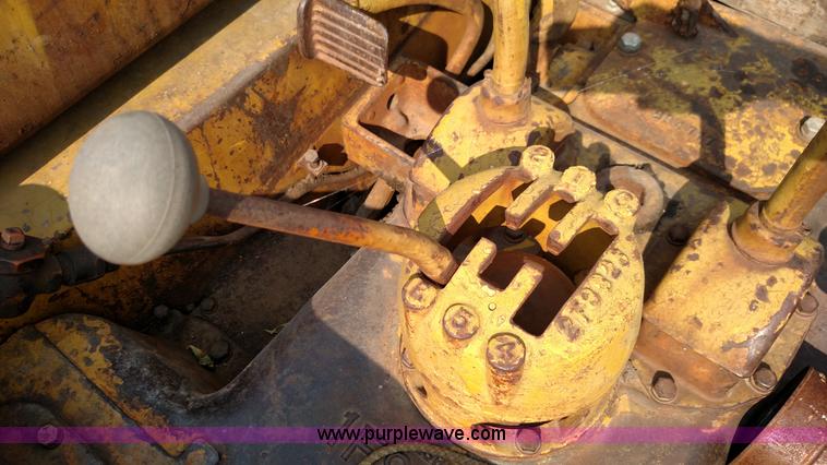 image for item K1124 Caterpillar D4 track loader