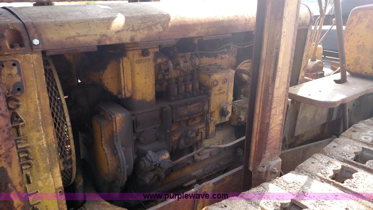 image for item K1124 Caterpillar D4 track loader