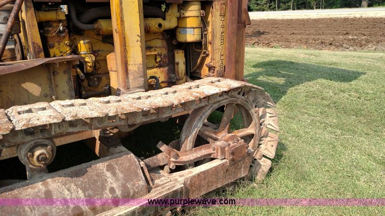 image for item K1124 Caterpillar D4 track loader