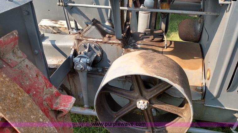 image for item K1125 McCormick-Deering 10-20 tractor