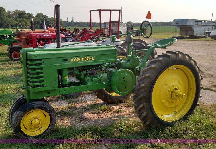 image for item K1134 John Deere H tractor