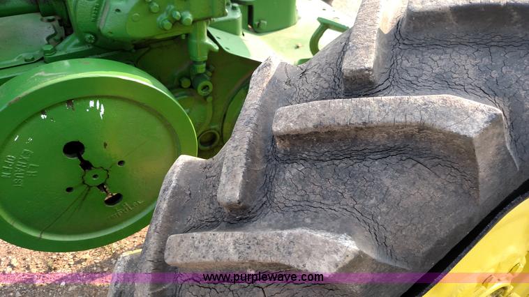 image for item K1134 John Deere H tractor