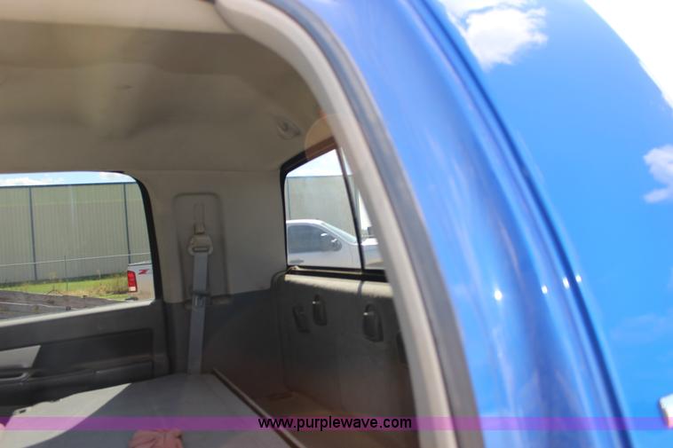 image for item K1158 2007 Dodge Ram 1500 Mega Cab pickup truck