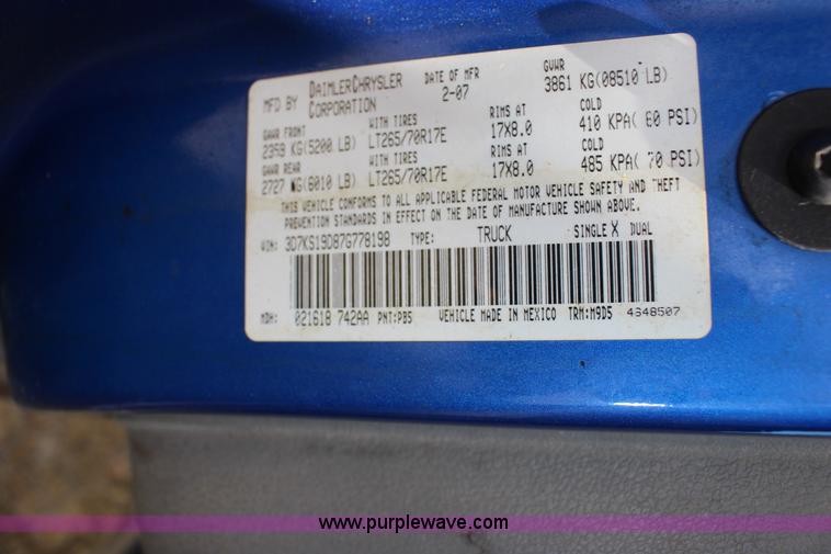 image for item K1158 2007 Dodge Ram 1500 Mega Cab pickup truck