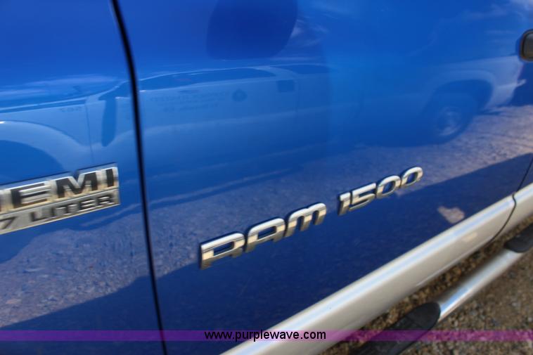 image for item K1158 2007 Dodge Ram 1500 Mega Cab pickup truck